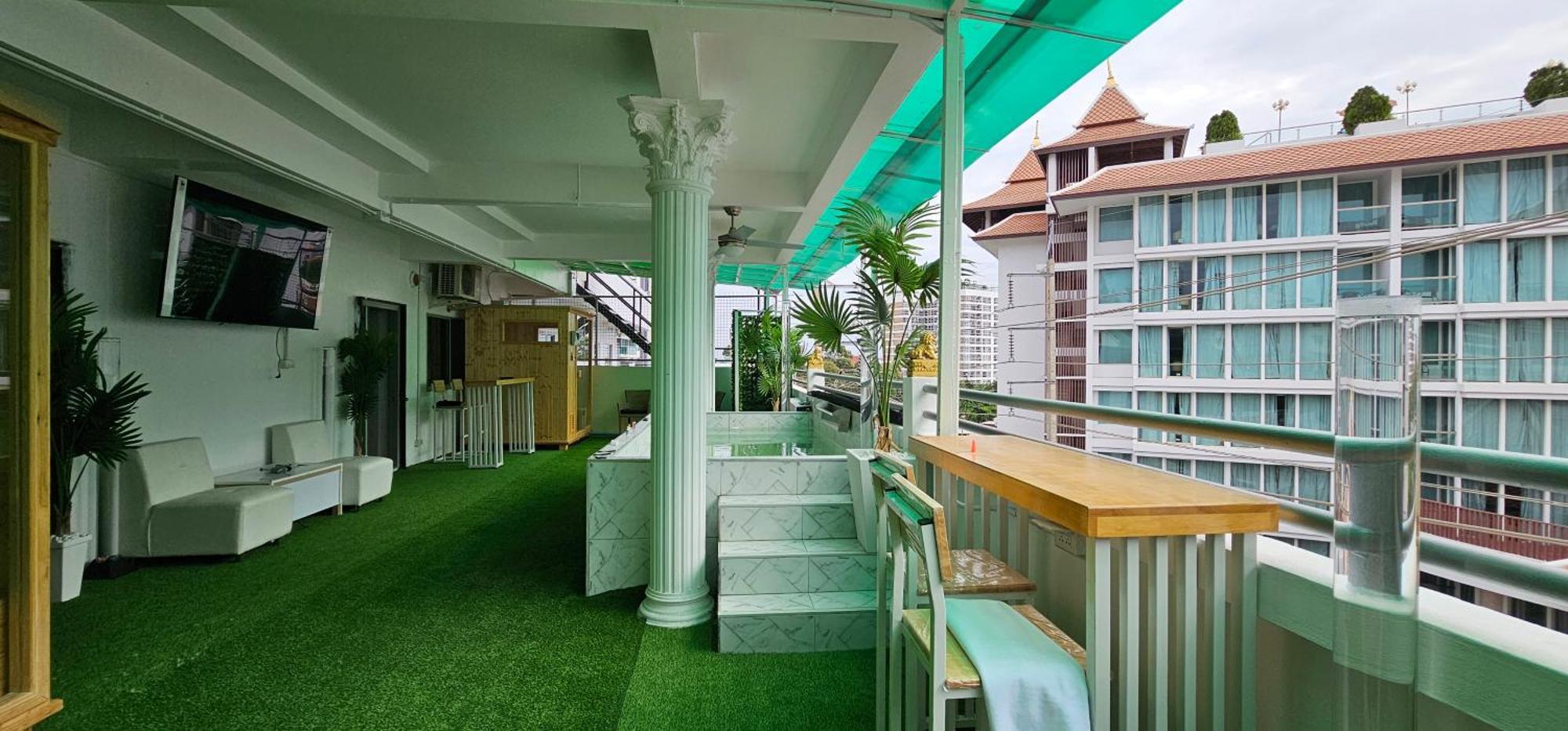 Xcess Residence Патая Екстериор снимка